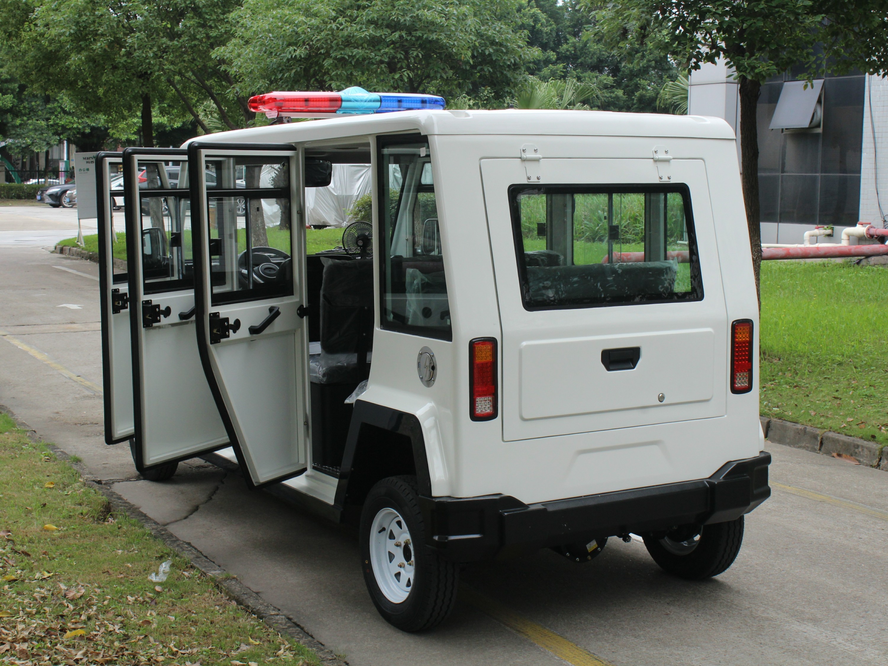 瑪西爾電動巡邏車