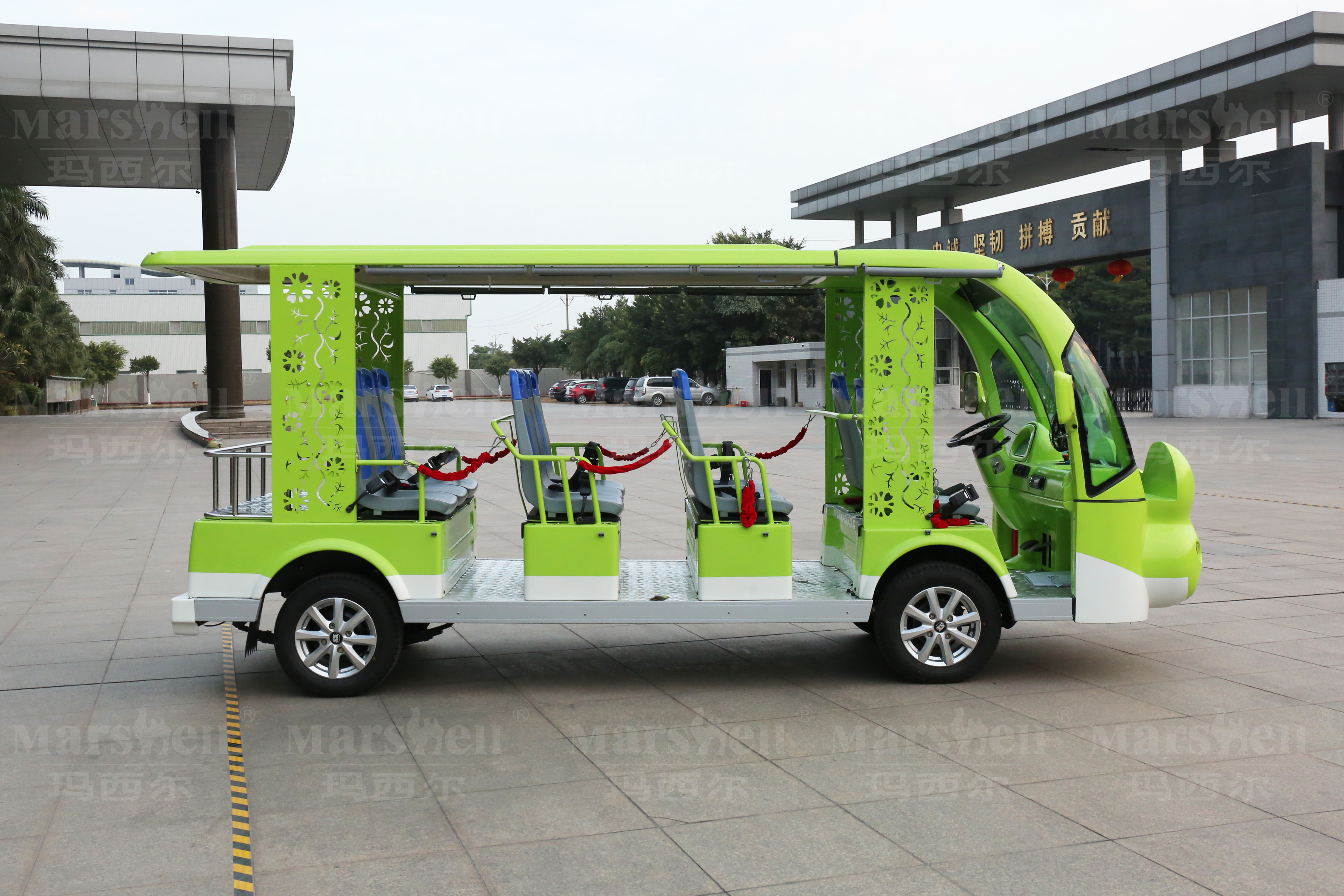 電動(dòng)主題造型車